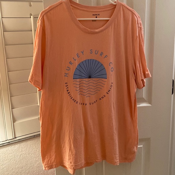 Hurley Other - Hurley t shirt
